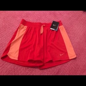 Women’s Nike NEW WITH TAGS
